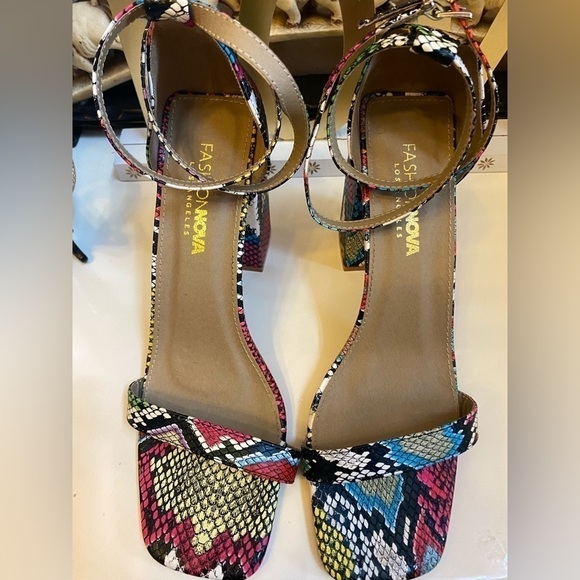 Fashion Nova Shoes - NWOT OR BOX.  FASHION NOVA MULTICOLORED SNAKE PRINT SANDAL SIZE 7.5
